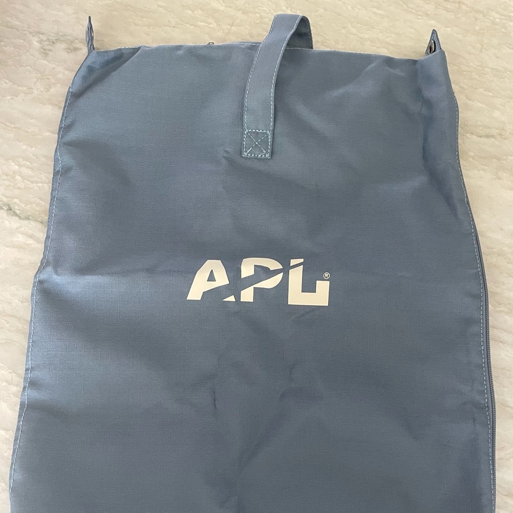 APL packable shoe bag
